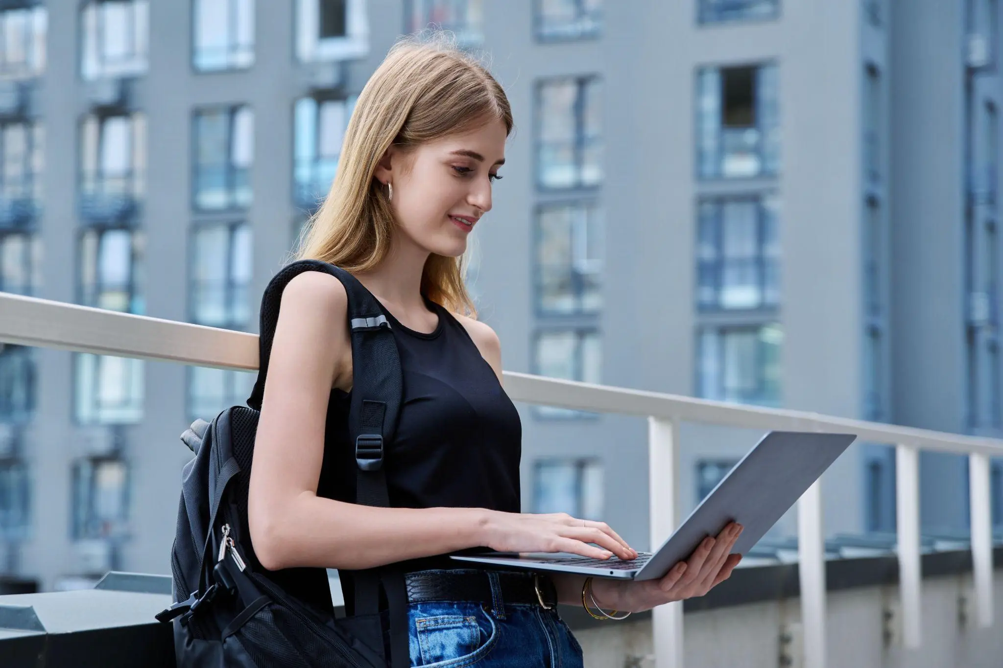 Co to jest Cambridge IGCSE Biology i dlaczego ten kurs jest popularny wśród studentów?